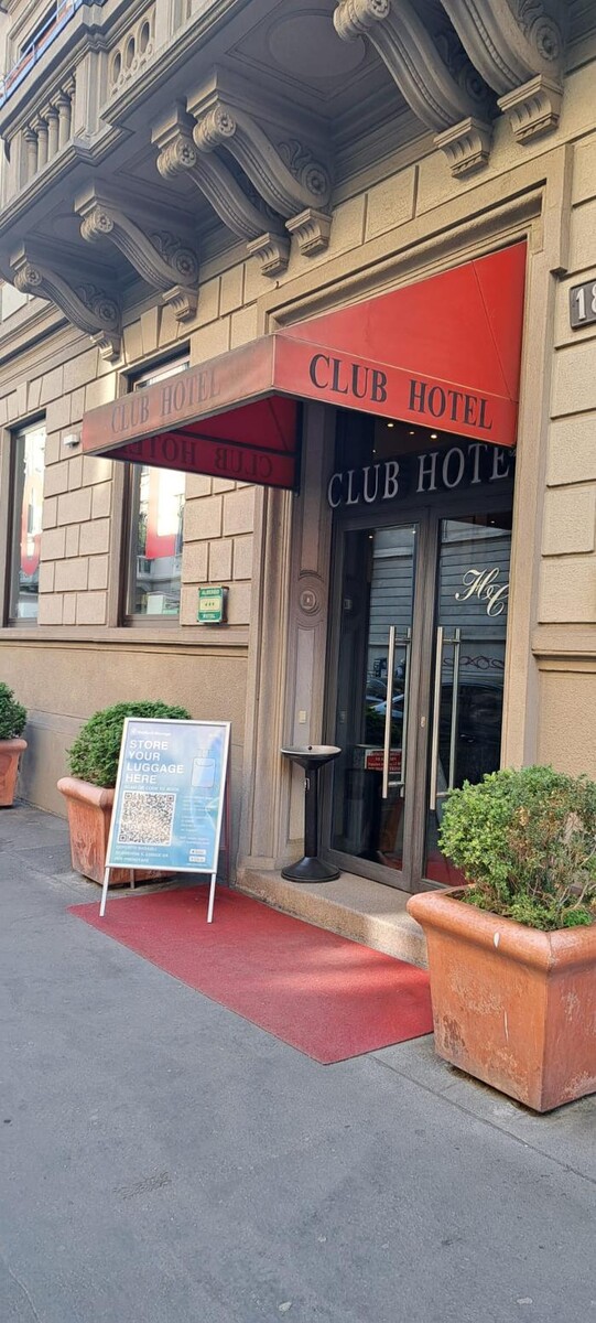 Images Radical Storage - Luggage Storage Milano Centrale