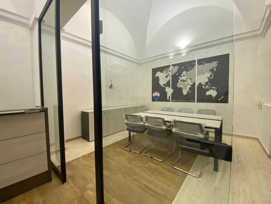 Images RE/MAX Venere 2