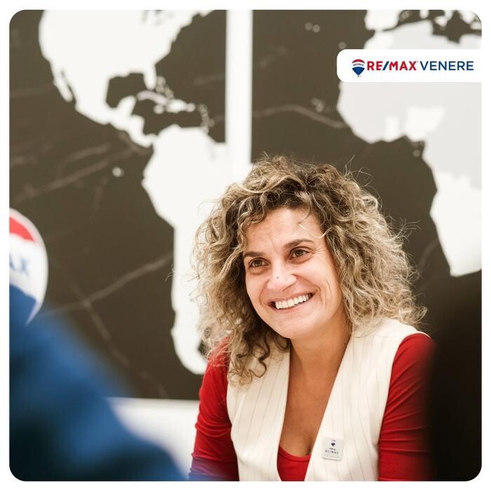 Images RE/MAX Venere 2