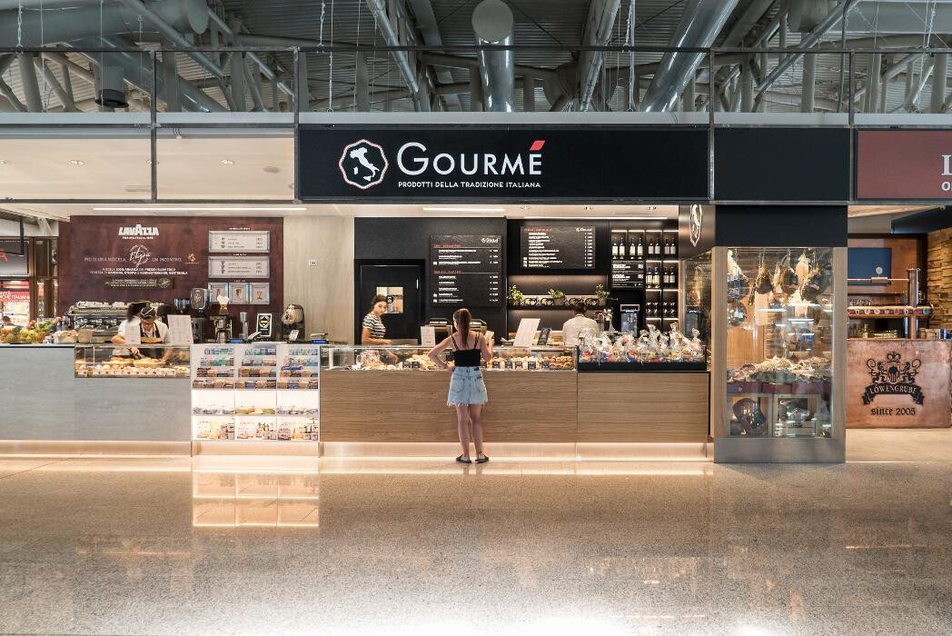 Images Lavazza e Gourmè - Cagliari Aeroporto
