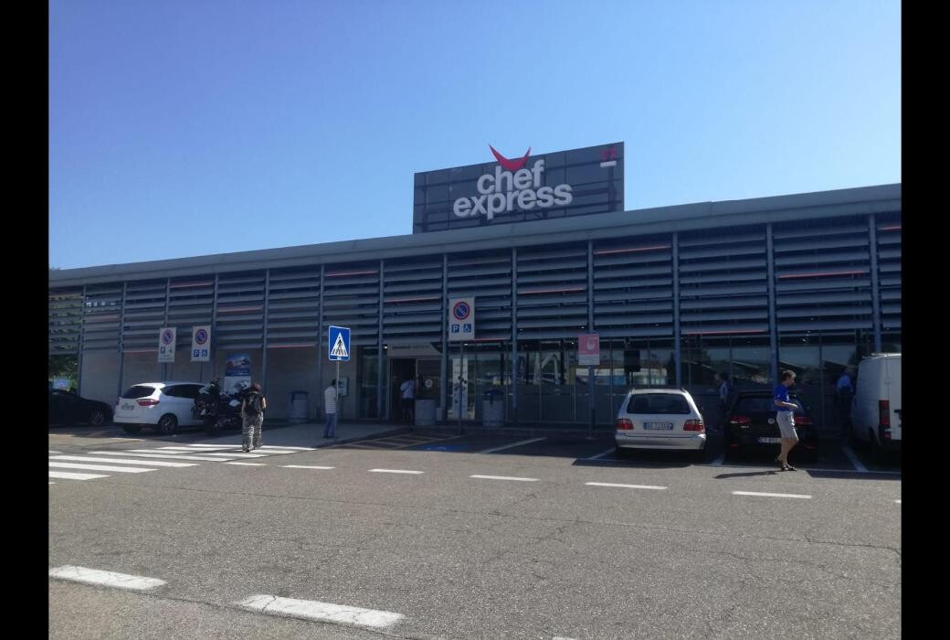 Images Chef Express - Tevere Est 17