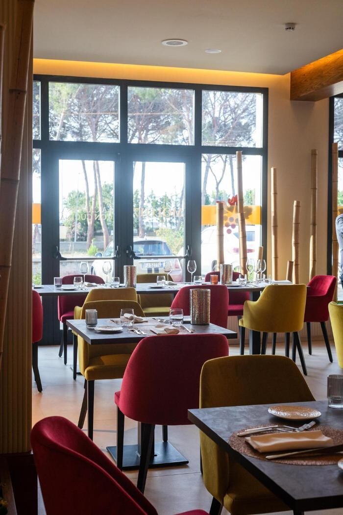 Images Molo17 | La cantina con cucina - Cucina mediterranea moderna
