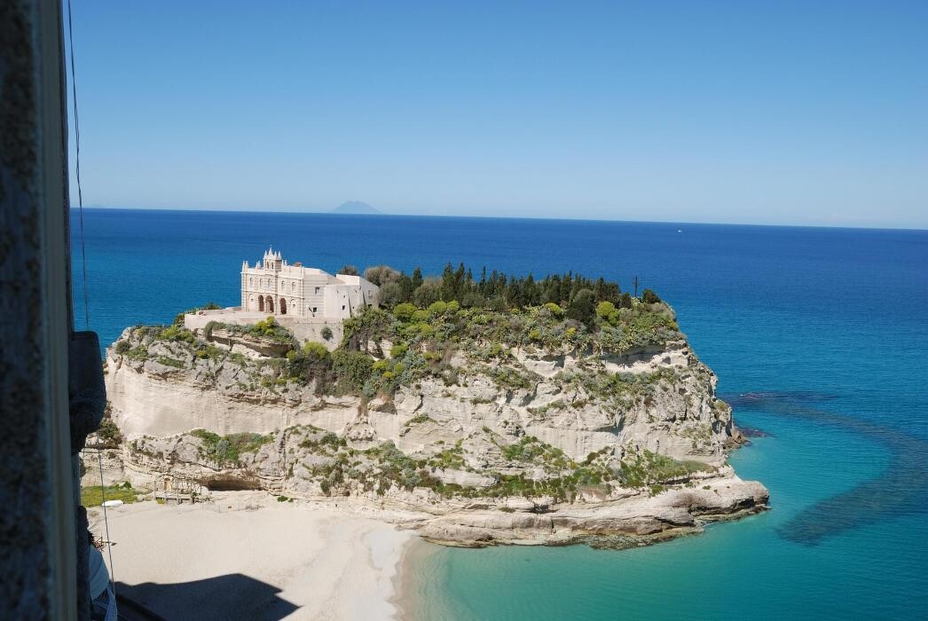 Images Valentour Incoming | Viaggi in Calabria - DMC e Tour Operator - Esperienze su Misura