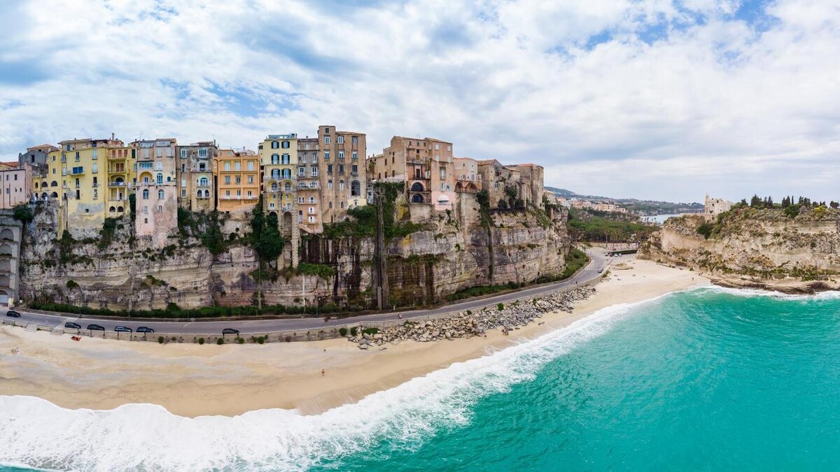 Images Valentour Incoming | Viaggi in Calabria - DMC e Tour Operator - Esperienze su Misura