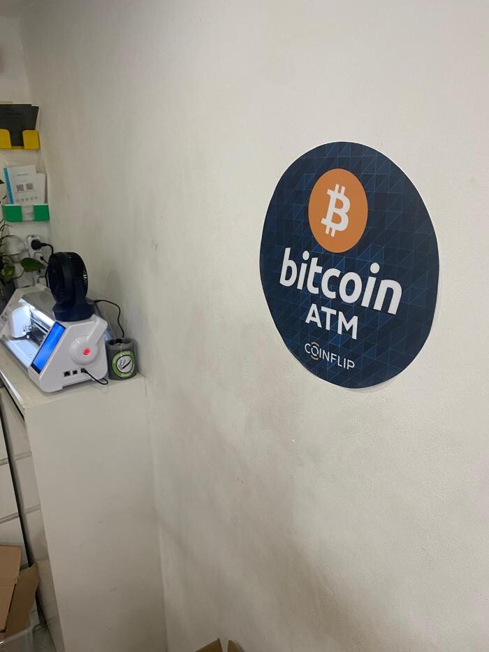 Images CoinFlip Bitcoin ATM - iStore Lab (Loreto)
