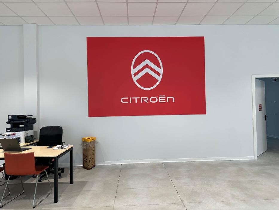 Images Gruppo Brandini Concessionaria Psa Opel Peugeot Citroen
