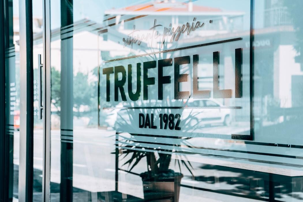 Images Ristorante Pizzeria Truffelli dal 1982