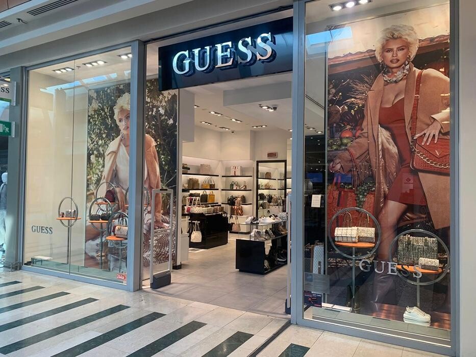 Images GUESS ACCESSORIES