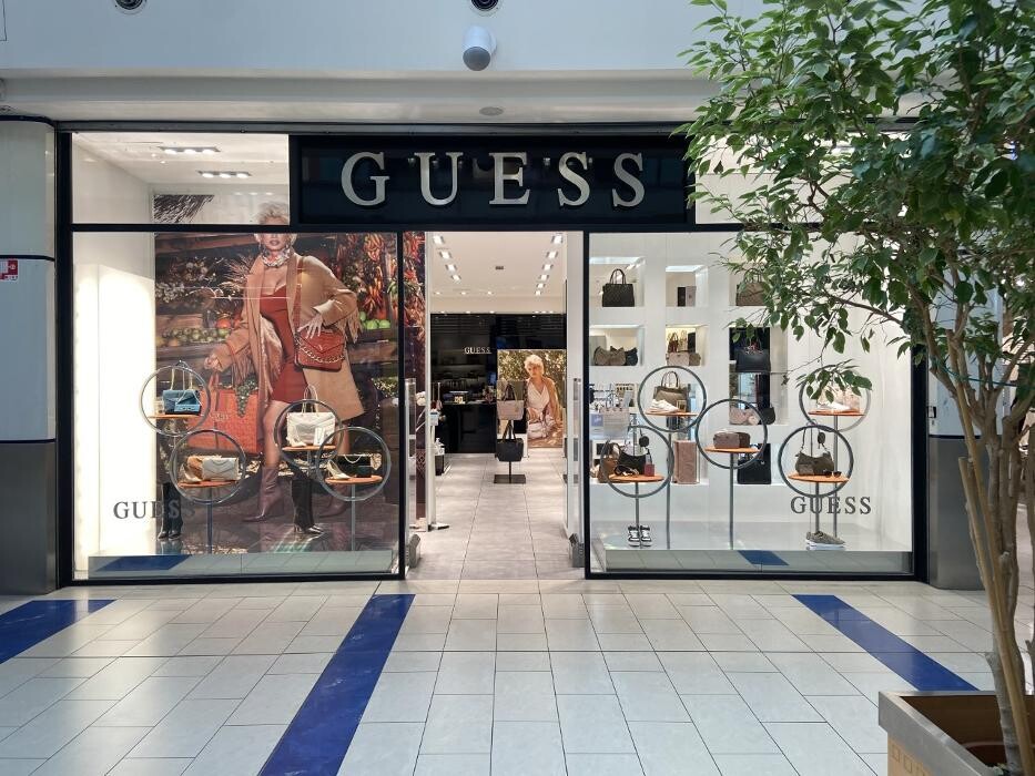 Images GUESS ACCESSORIES