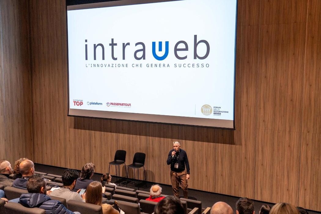 Images Intraweb s.r.l i migliori sistemi di cassa fiscale con iPad