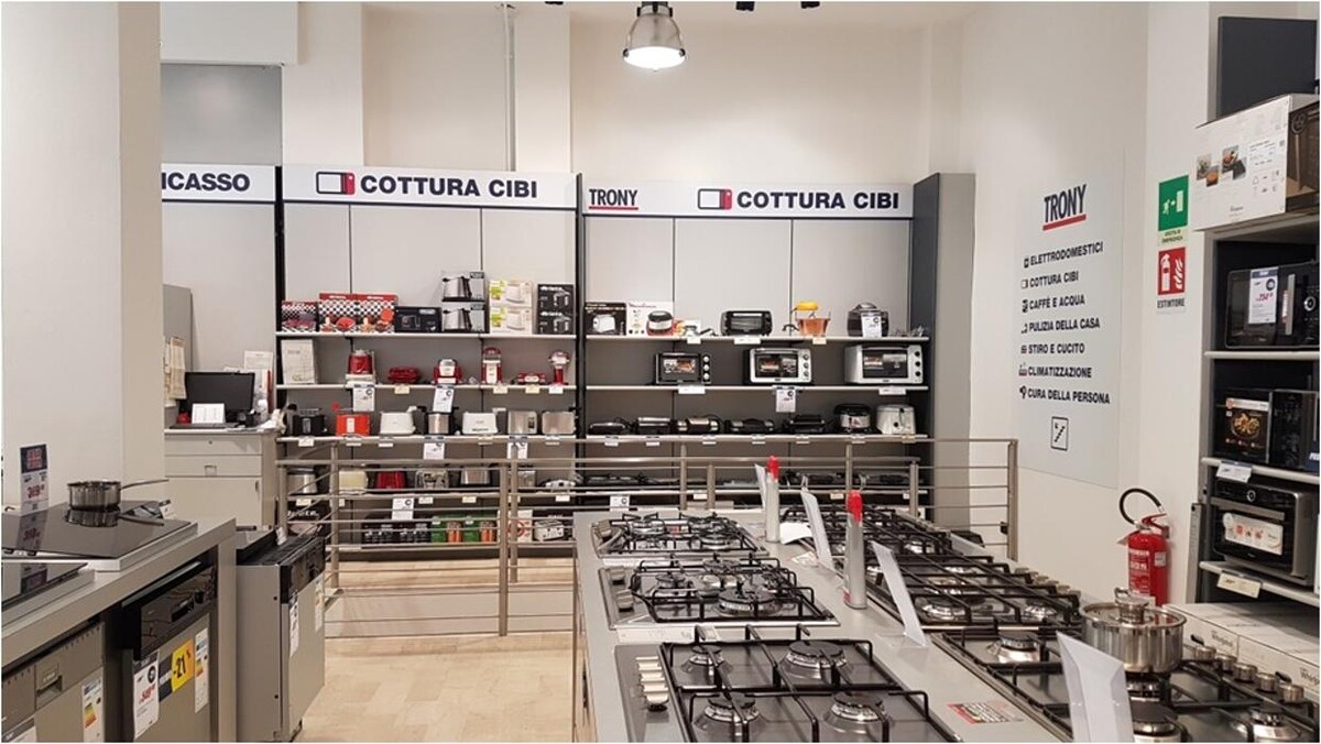 Images Trony via Ducco Brescia