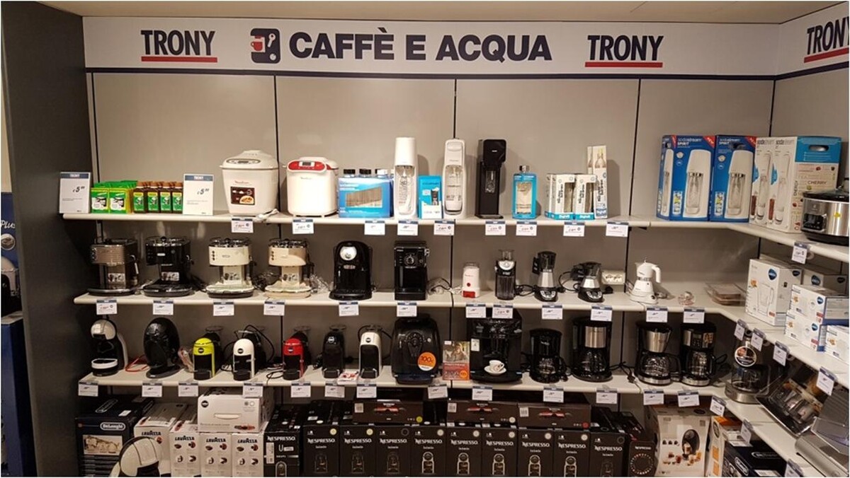 Images Trony via Ducco Brescia