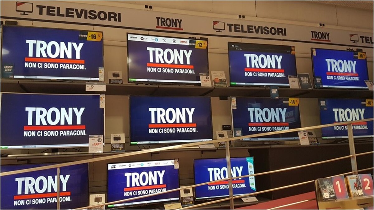 Images Trony via Ducco Brescia