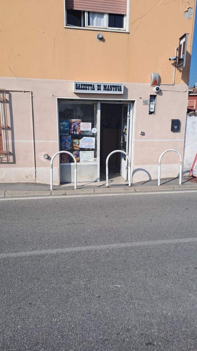 Images CoinFlip Bitcoin ATM - Edicola Tabaccheria di Bompieri Simone (Gozzolina)