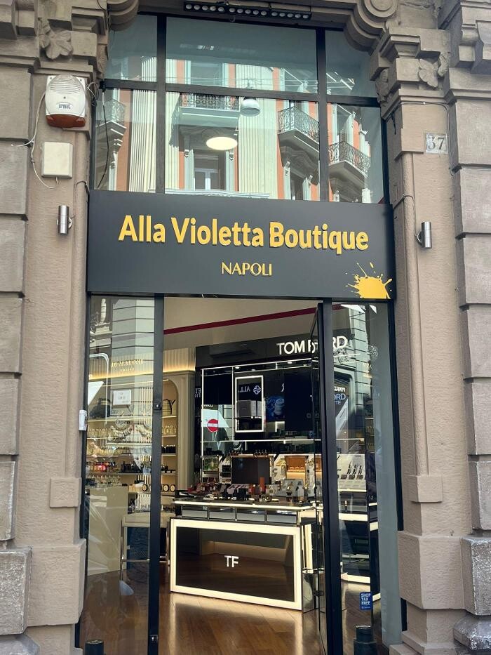 Images Alla Violetta Boutique