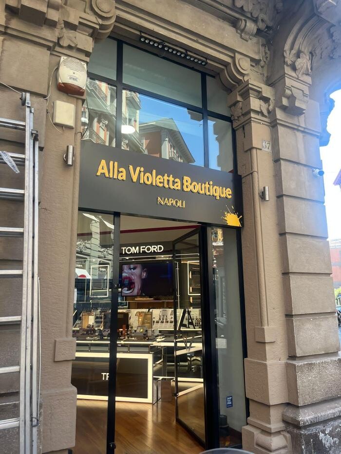 Images Alla Violetta Boutique