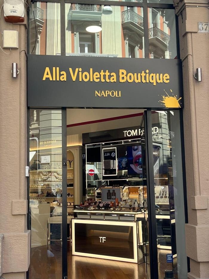 Images Alla Violetta Boutique