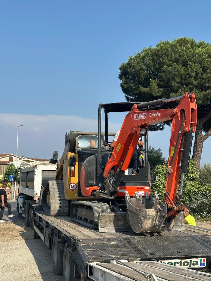 Images DAMAC | Vendita e Noleggio macchine movimento terra | Roma