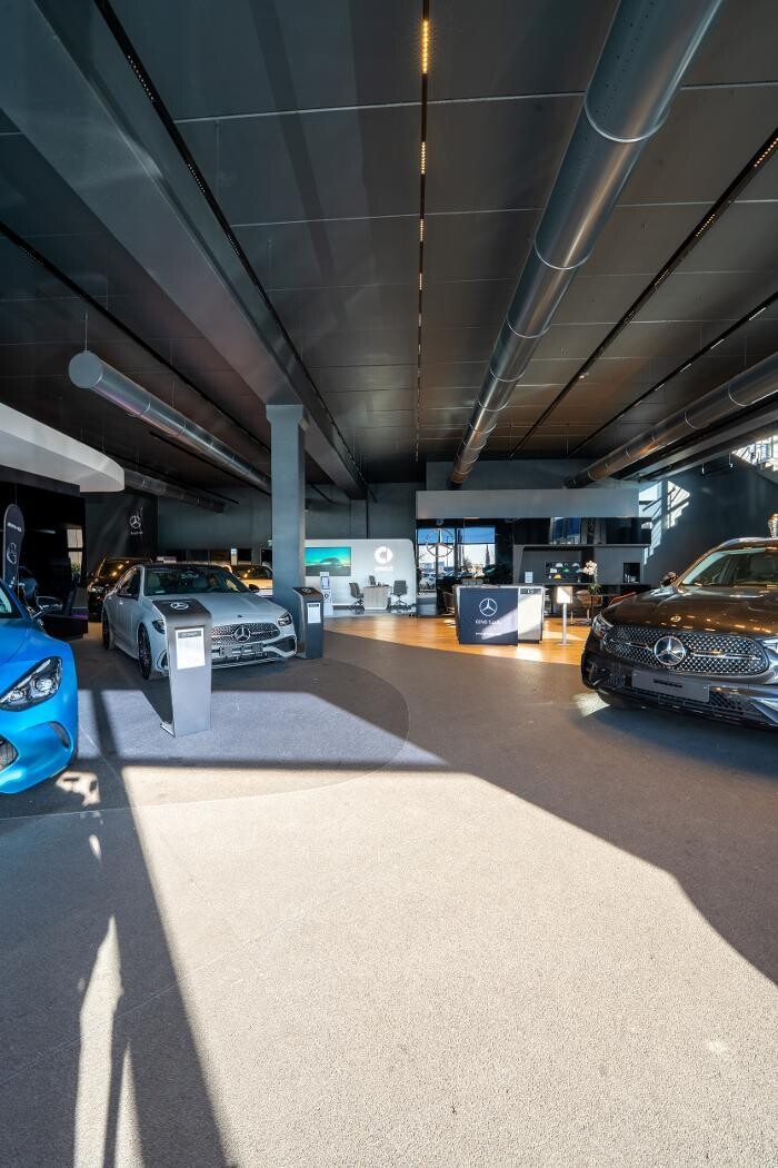 Images Gino Mercedes e Smart Livorno