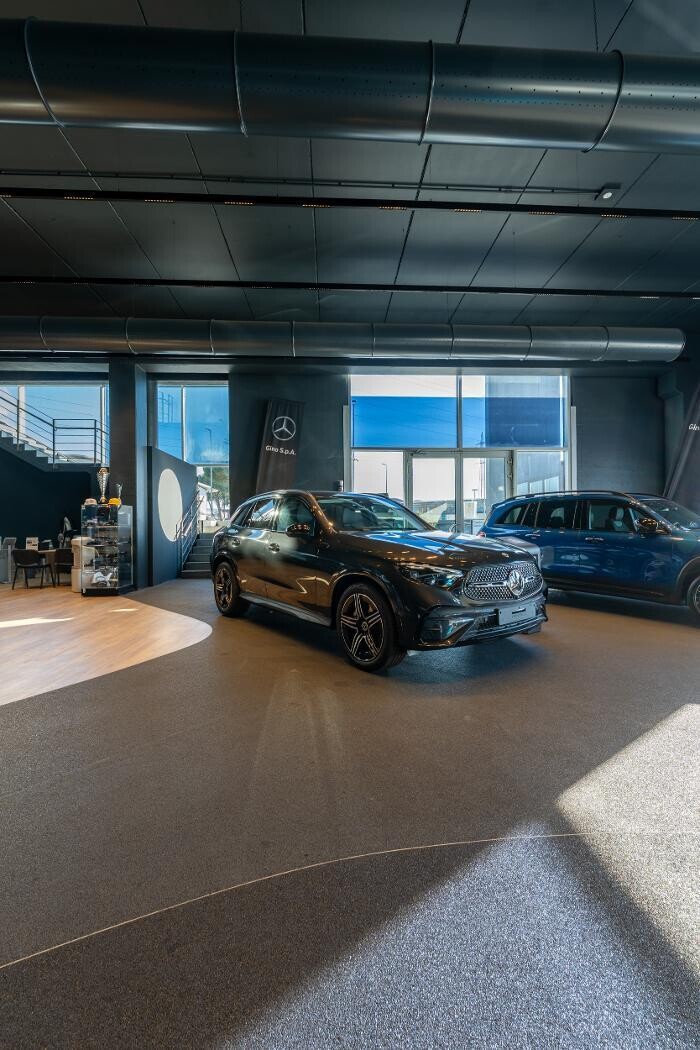 Images Gino Mercedes e Smart Livorno