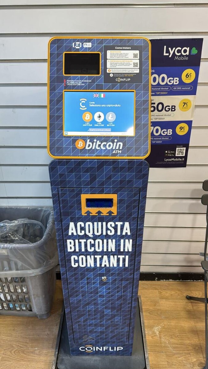Images CoinFlip Bitcoin ATM - Service Center Zara Milano (Zara)