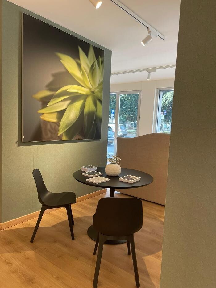 Images Simmons Store Varese