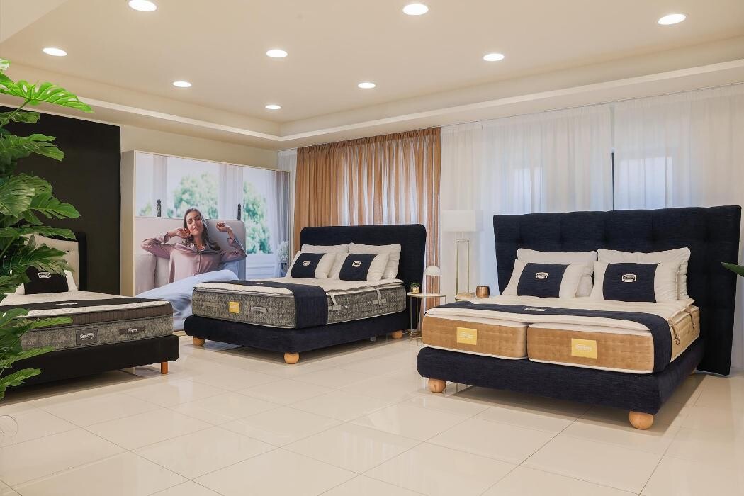 Images Simmons Premium Reseller Roma Tuscolana