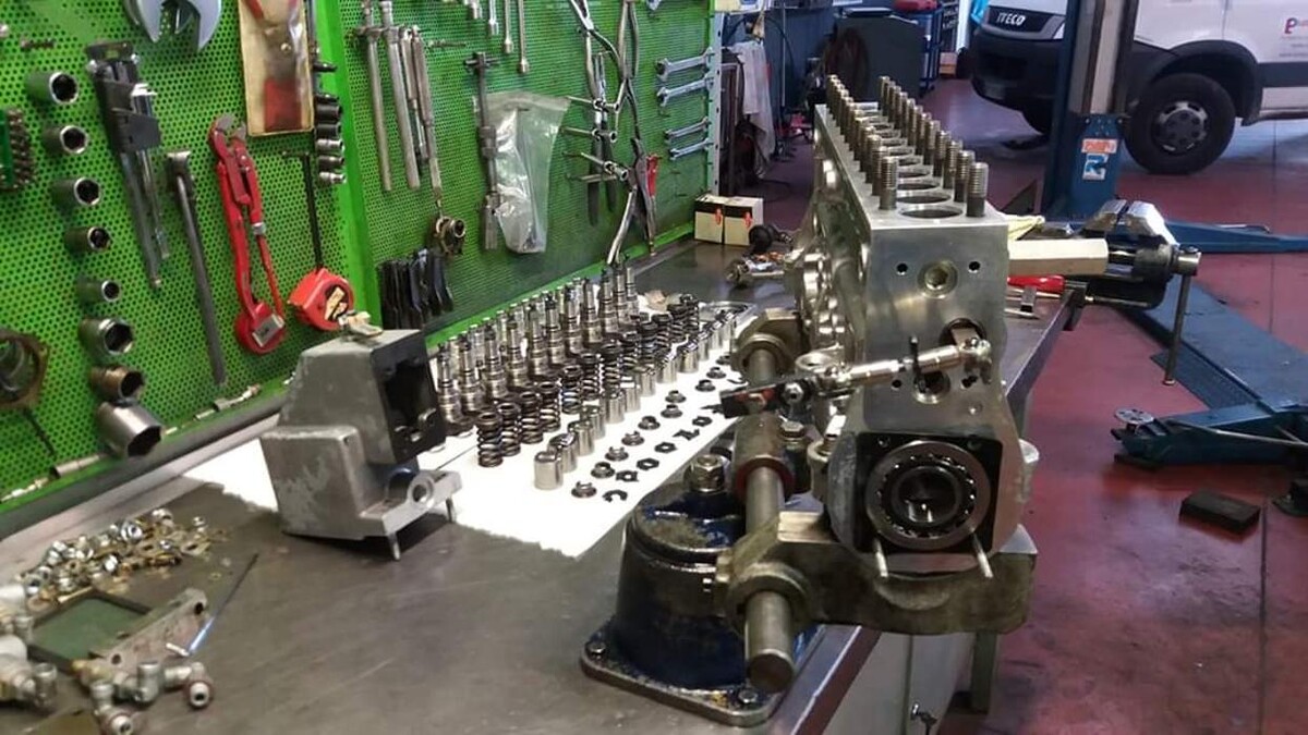 Images Autofficina M.V.F. di Magliano e Falchi snc Bosch & Castrol Service