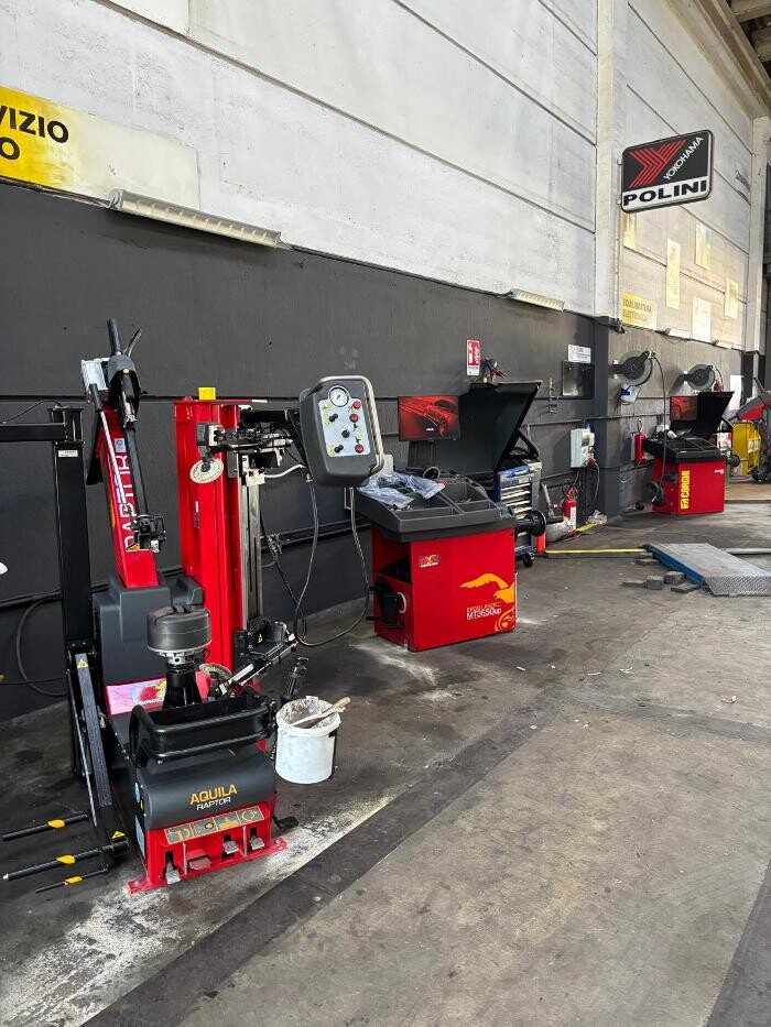 Images Centro Lavaggi Polini Castrol Service