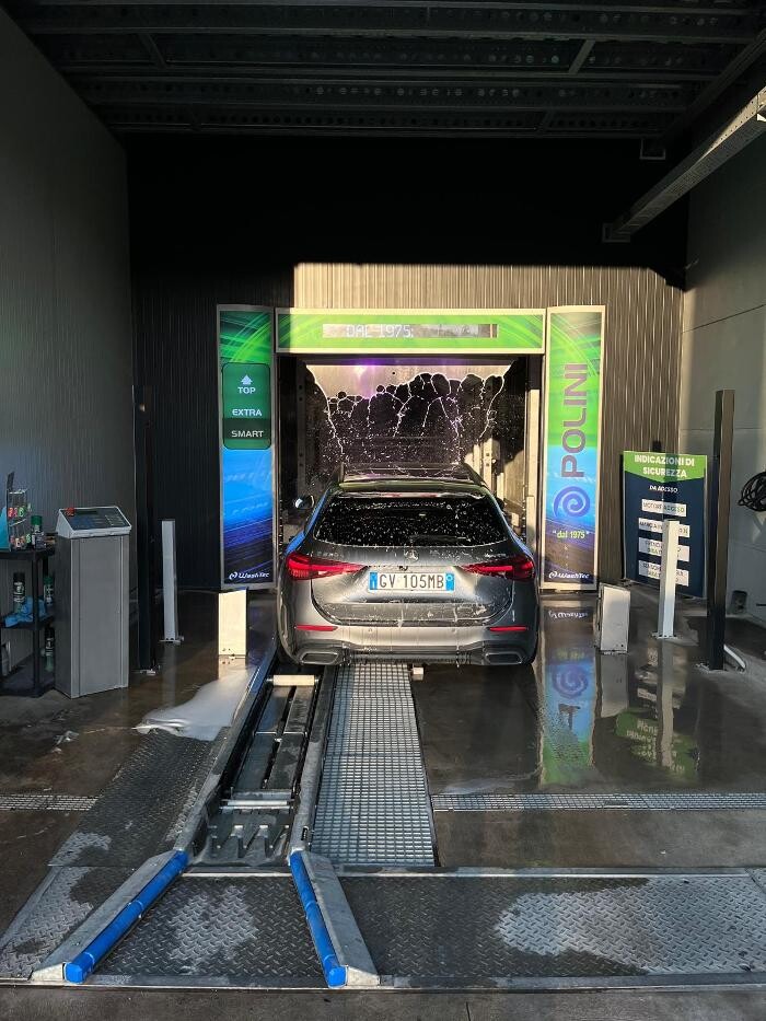 Images Centro Lavaggi Polini Castrol Service