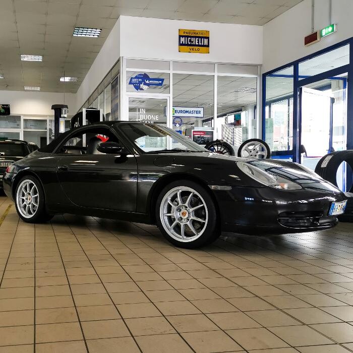 Images Euromaster Elvis Gomme