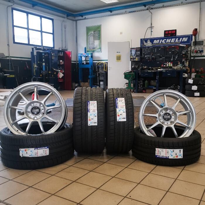 Images Euromaster Elvis Gomme