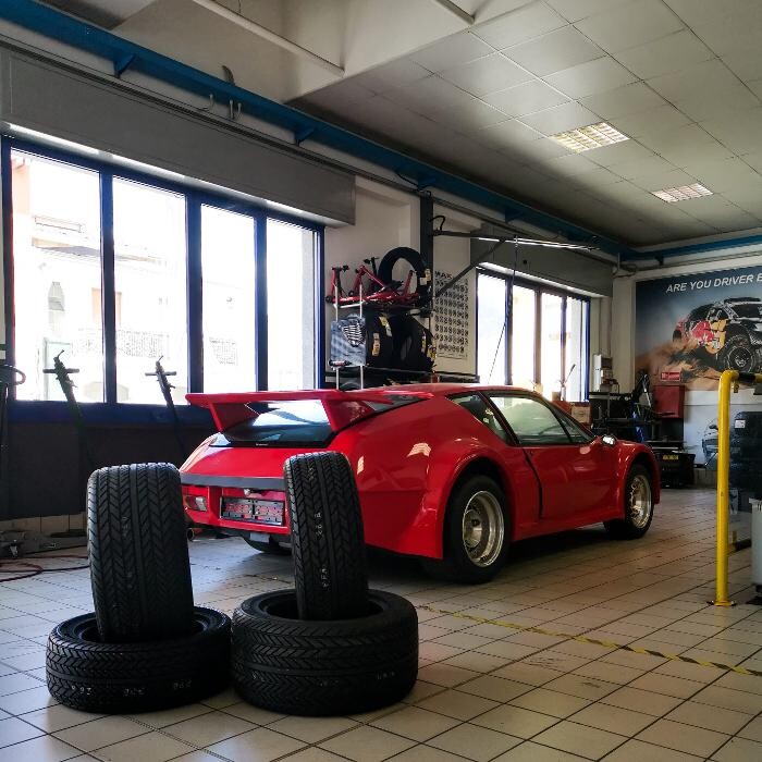 Images Euromaster Elvis Gomme