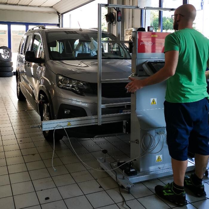 Images Euromaster Elvis Gomme