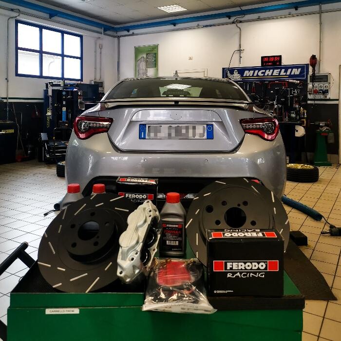 Images Euromaster Elvis Gomme