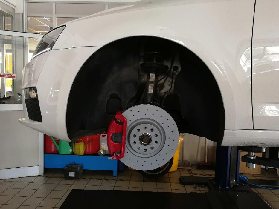 Images Euromaster Elvis Gomme