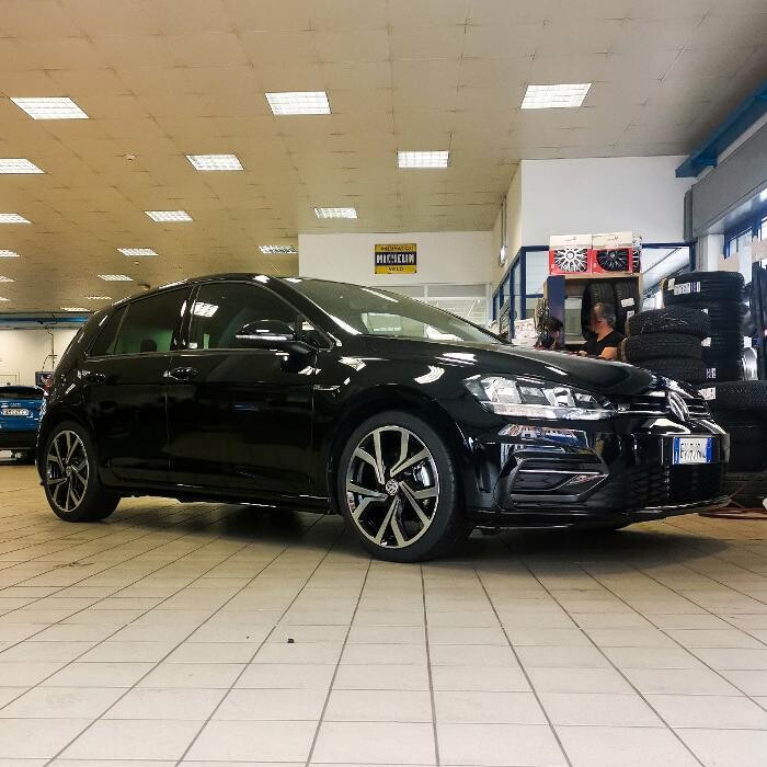 Images Euromaster Elvis Gomme