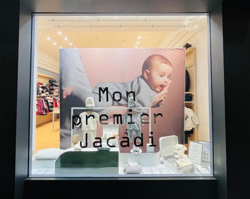 Images JACADI BARI ANDREA