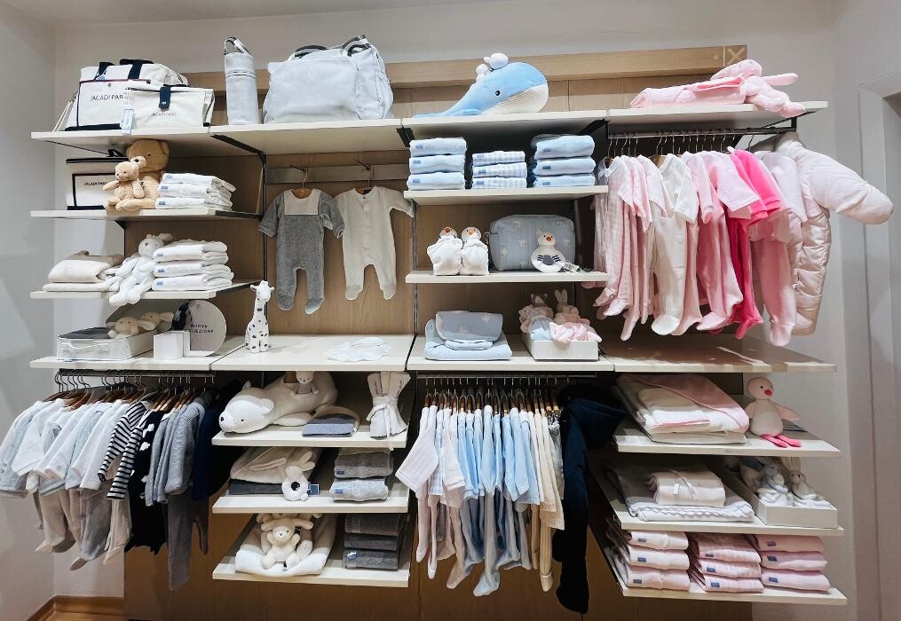 Images JACADI BARI ANDREA