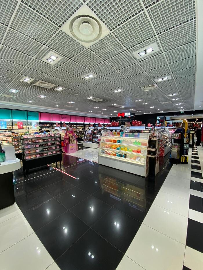 Images SEPHORA VERONA C.C. VERONA UNO