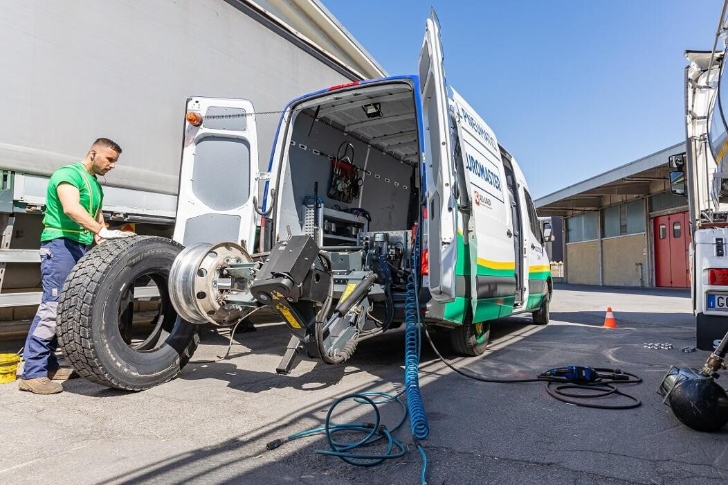 Images Euromaster Sedall Pneumatici