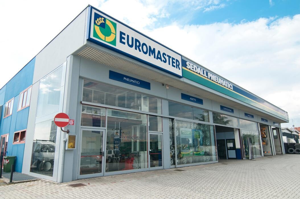 Images Euromaster Sedall Pneumatici