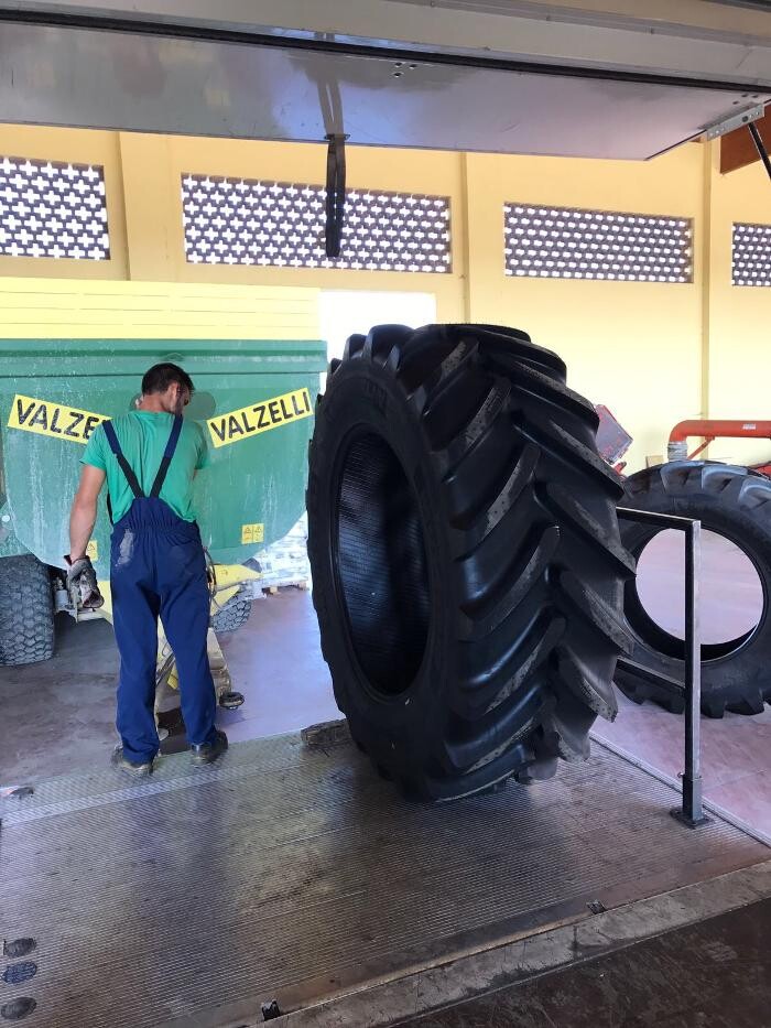 Images Euromaster Sedall Pneumatici