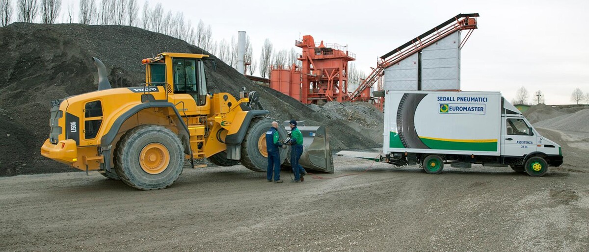 Images Euromaster Sedall Pneumatici