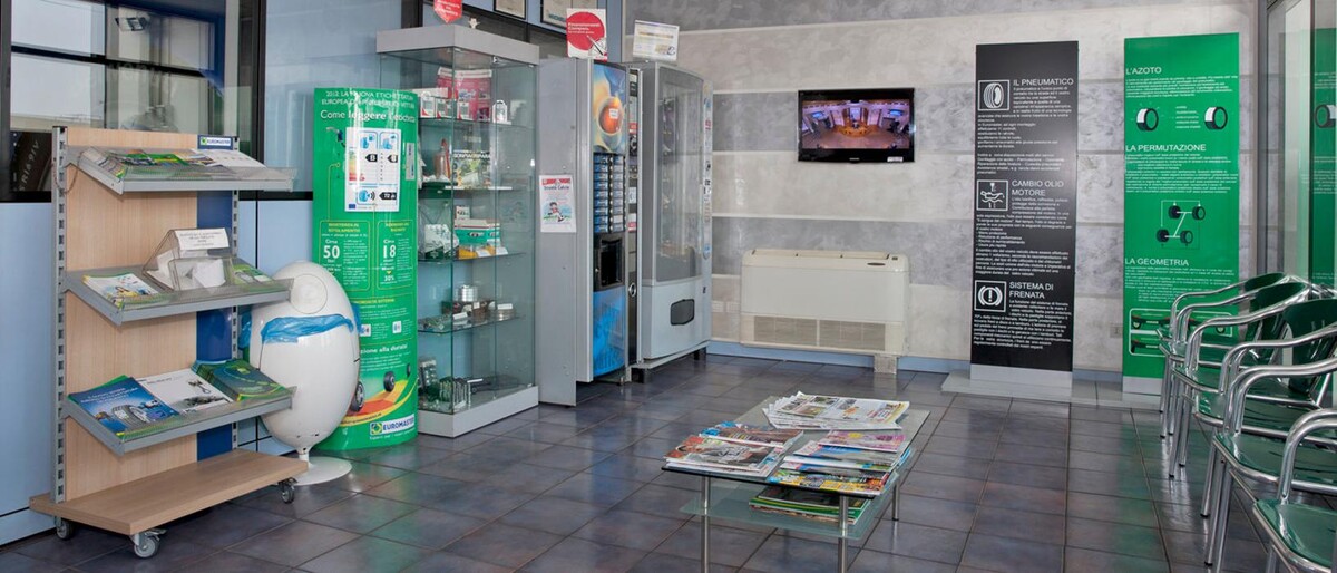 Images Euromaster Sedall Pneumatici