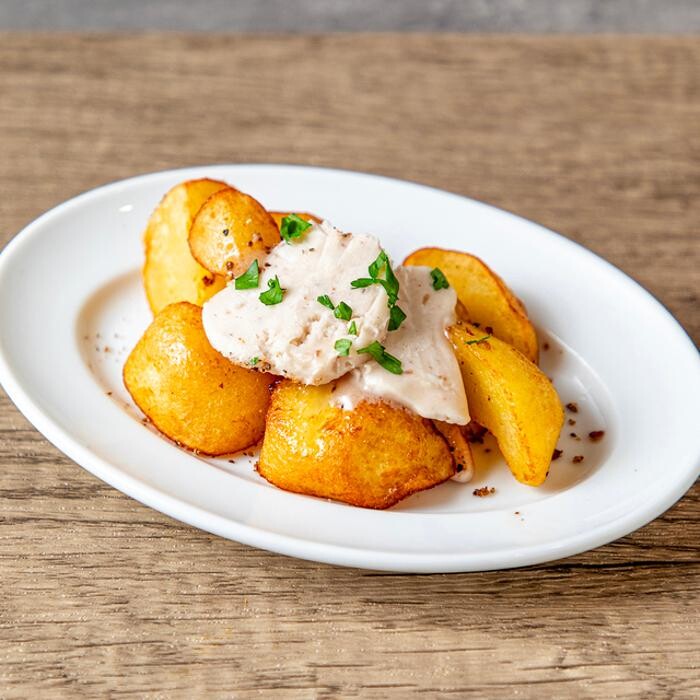 Images 骨付鳥、からあげ、ハイボール がブリチキン。山形駅前店