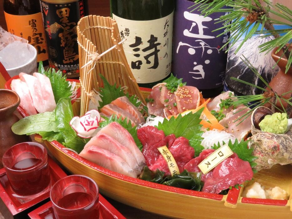 Images 完全個室 海鮮と産地鶏の炭火焼き 鶏菜 静岡駅前店