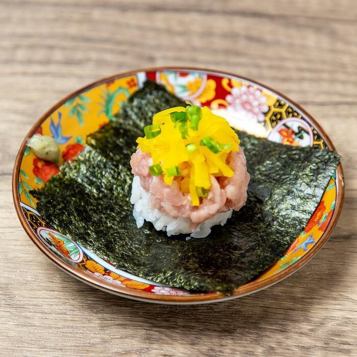 Images 骨付鳥、からあげ、ハイボール がブリチキン。岐阜駅前店