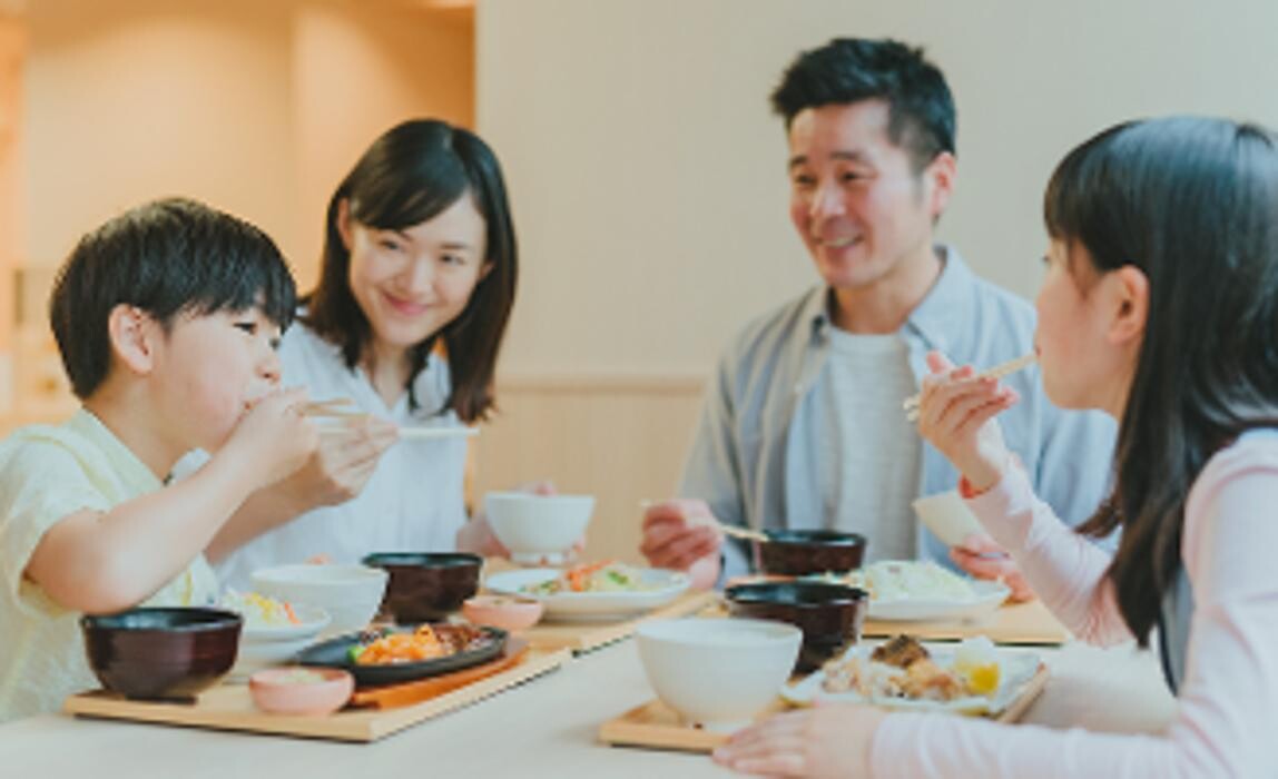 Images やよい軒 本八幡店