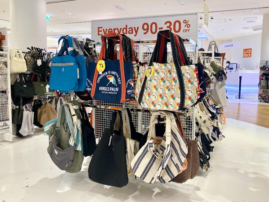 Images ラックラック 東急プラザ表参道｢オモカド｣店